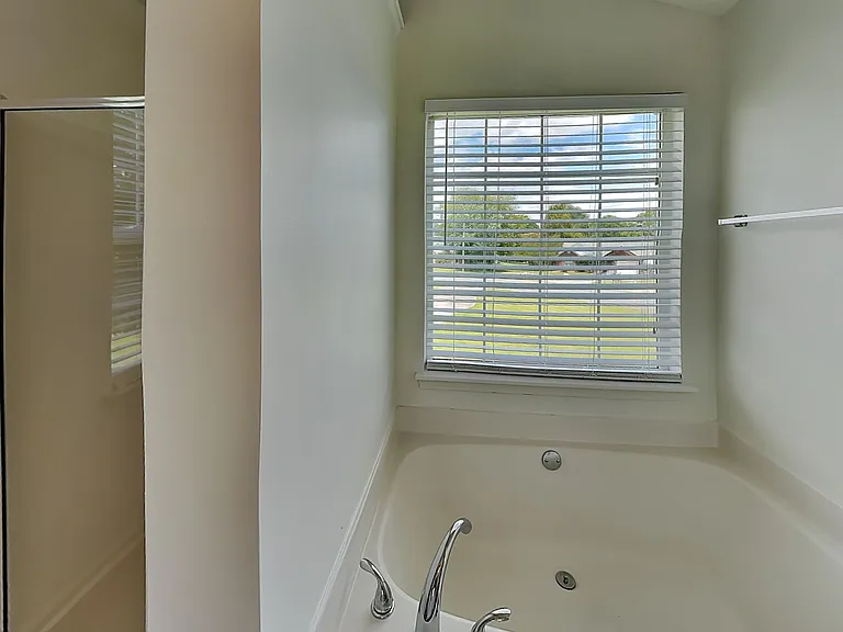 1020 Ridgefield Cir — Photo 13