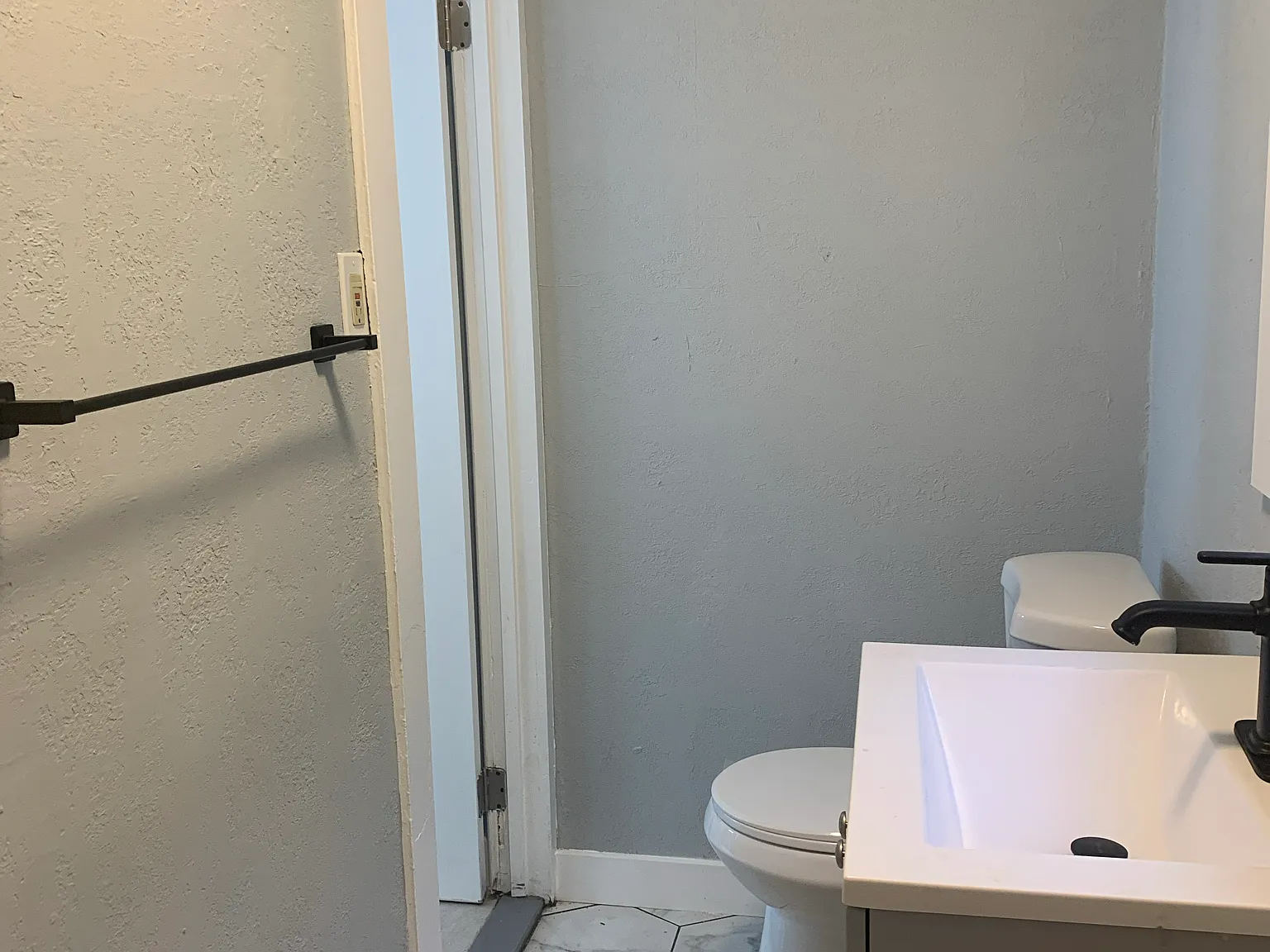 1 bed, 750 sqft, $1,500 — Photo 4