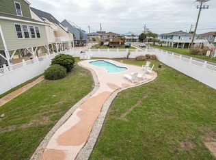 213 54th Ave N, North Myrtle Beach, SC 29582