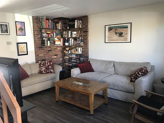 4th image of 1367 N 18th St