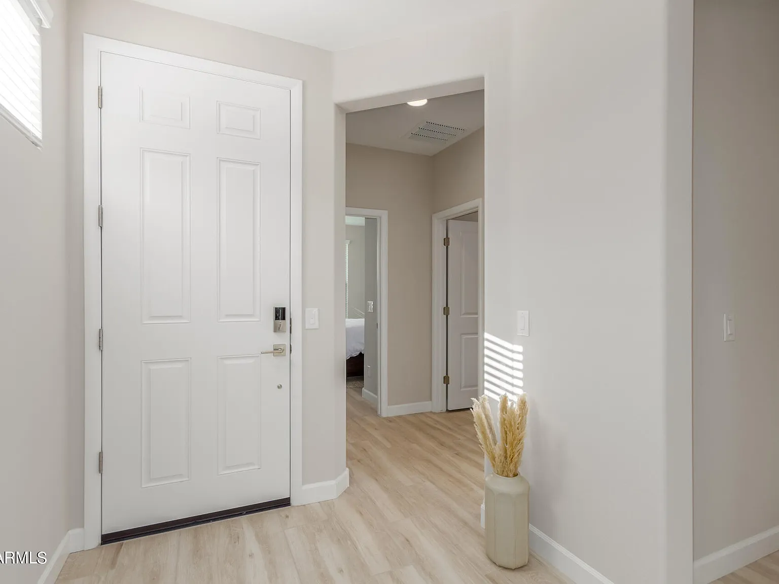 2 bed, 2.0 bath, 1542 sqft, $3,995 — Photo 3