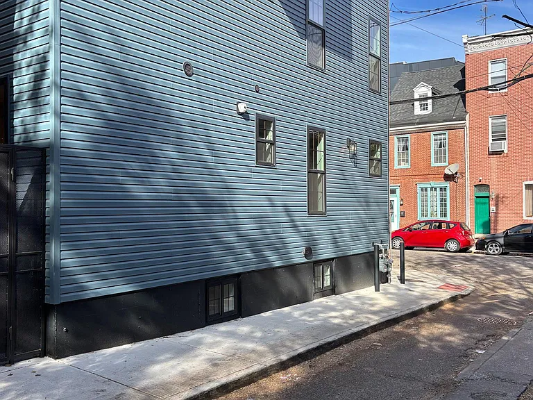 150 Fairmount Ave #2 — Photo 28