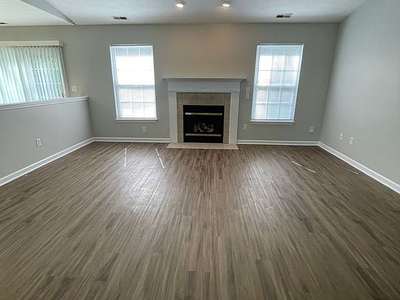 3rd image of 3152 Stratus Dr