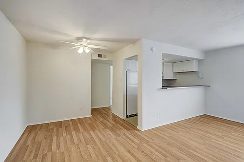 3407 Graustark St #14 Photo 1