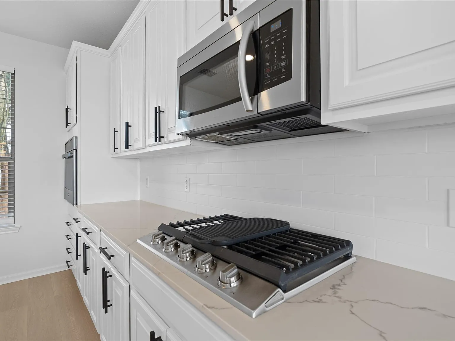 4 bed, 3.5 bath, 2902 sqft, $2,500 — Photo 3