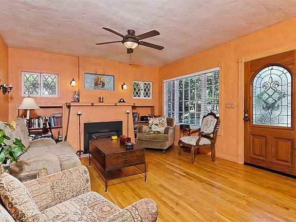 5th image of 408 Topa Topa Dr