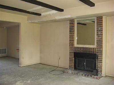 3rd image of 4665 Merrick Dr