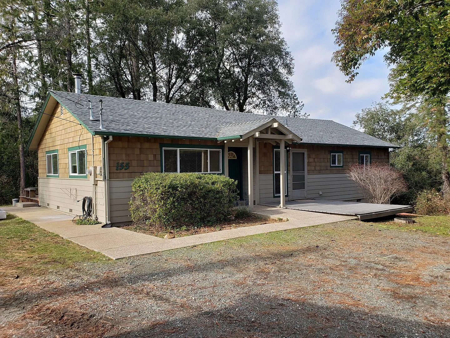 Meadow Vista/Applegate House On 2 Acres — Photo 1