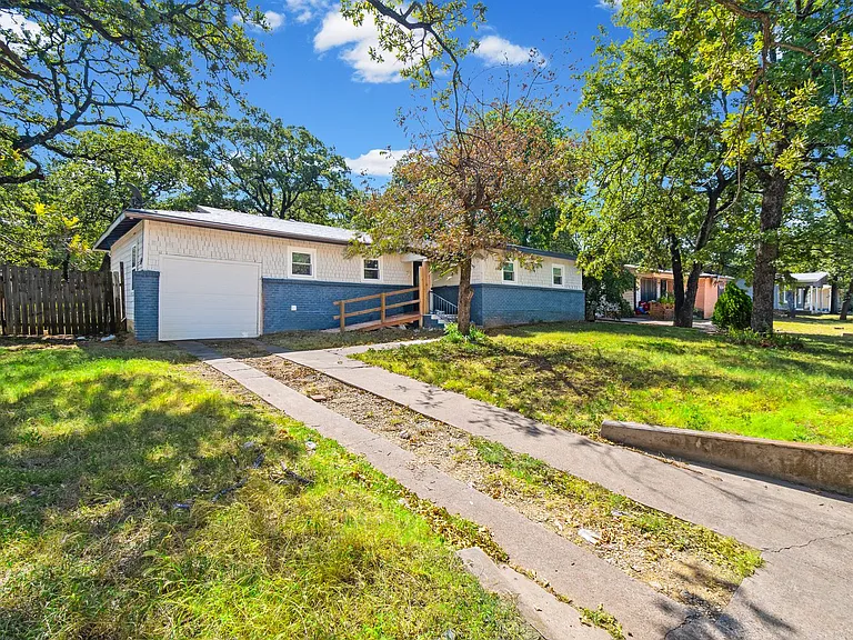 2515 Yeager St — Photo 25