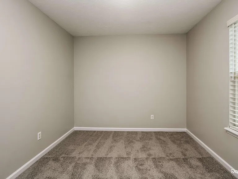 10558 Wintergreen Way — Photo 12