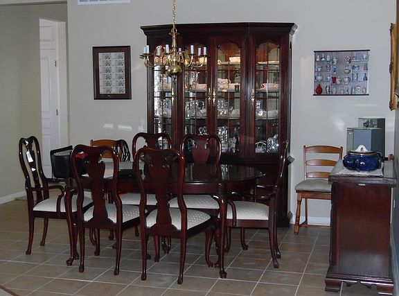 5th image of 13870 Wilshire Way