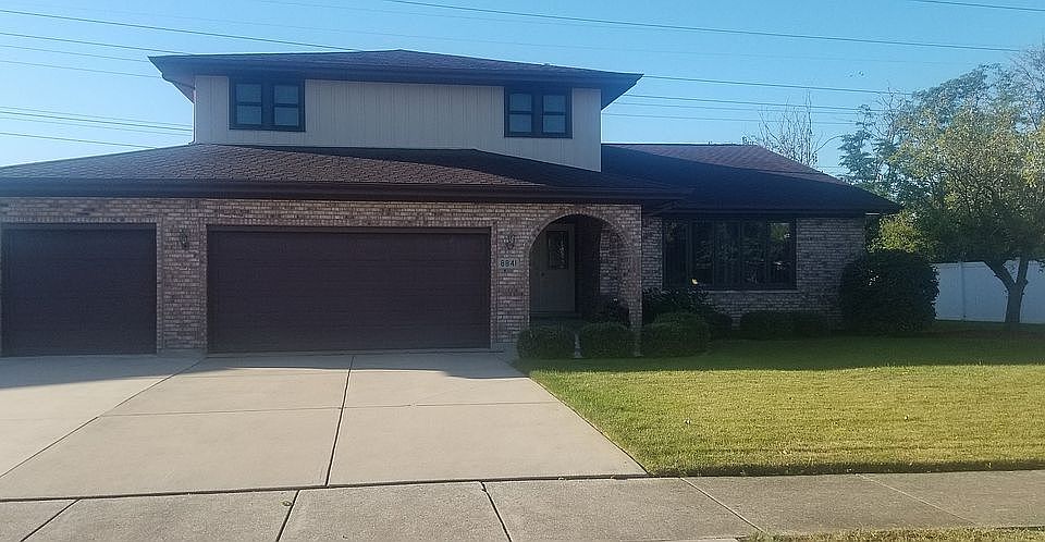 1st image of 8841 Pebble Beach Ln