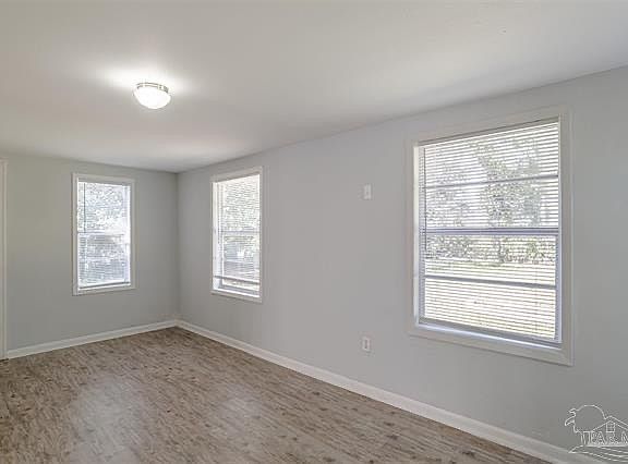 2nd image of 1104 Tunis St