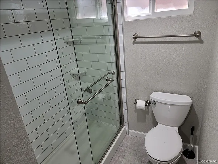 2834 Curtis St #3 — Photo 13