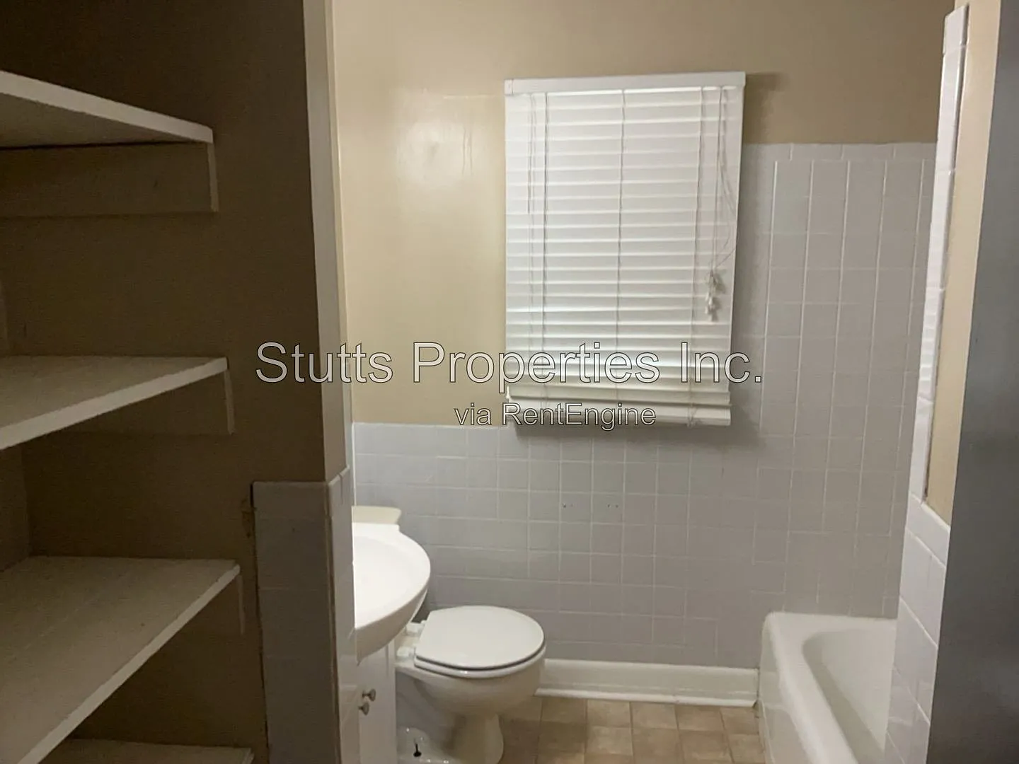 3 bed, 2.0 bath, 1346 sqft, $1,495 — Photo 4