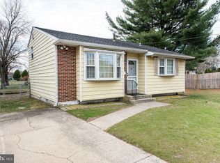 112 High St, Maple Shade, NJ 08052