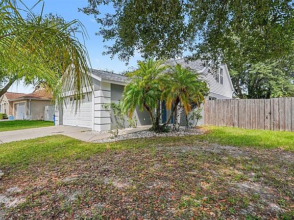 2nd image of 1317 Avonwood Ct