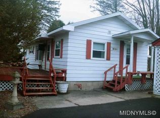7960 Clark Mills Rd, Whitesboro, NY 13492
