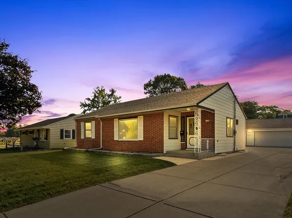 1139 4th AVENUE, Grafton, WI 53024