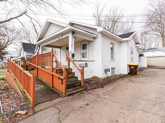 3rd image of 231 N Lincoln Ave