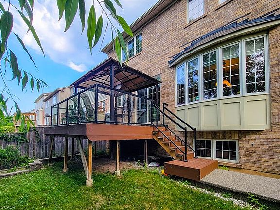 4th image of 128 Montreal Cir