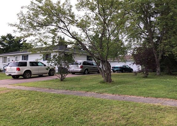 2nd image of 19 Cypress Blvd