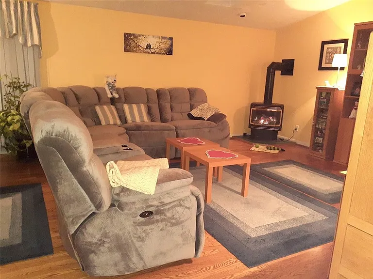 50 Greenview Dr — Photo 19