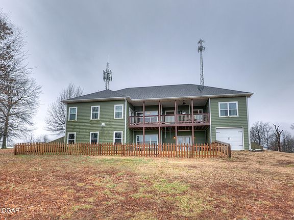 4th image of 238 Hale Irwin Dr