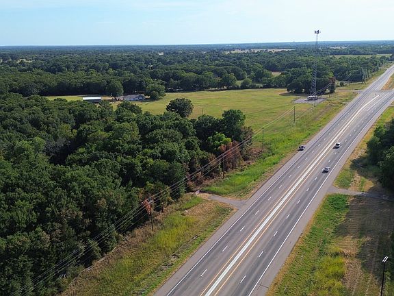 2nd image of 6869 State Highway 24