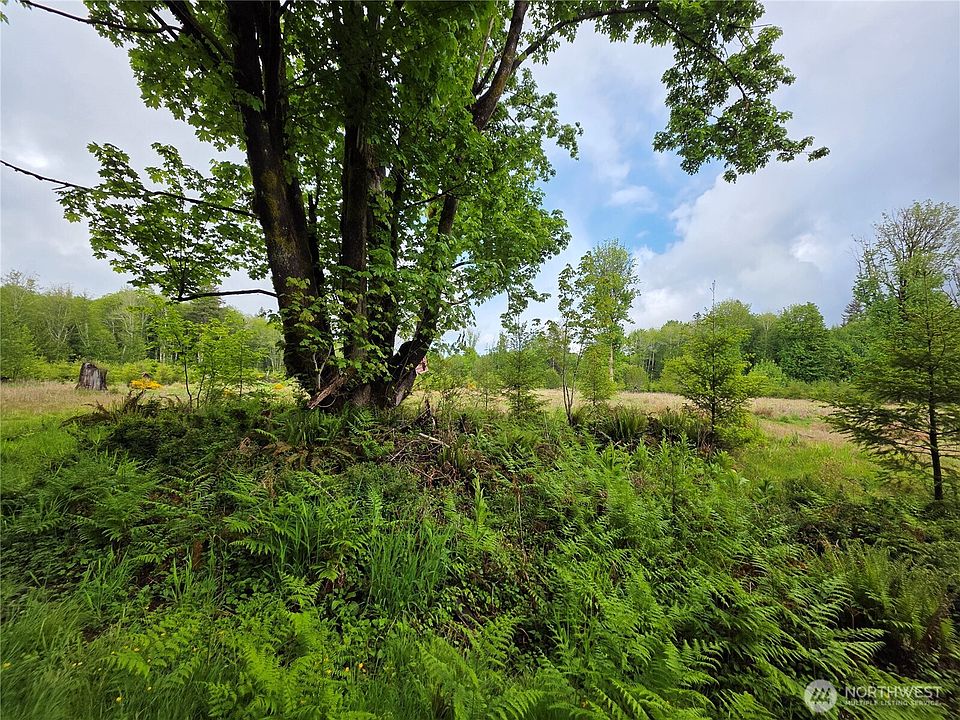 1st image of 670 W Maple Rock Road