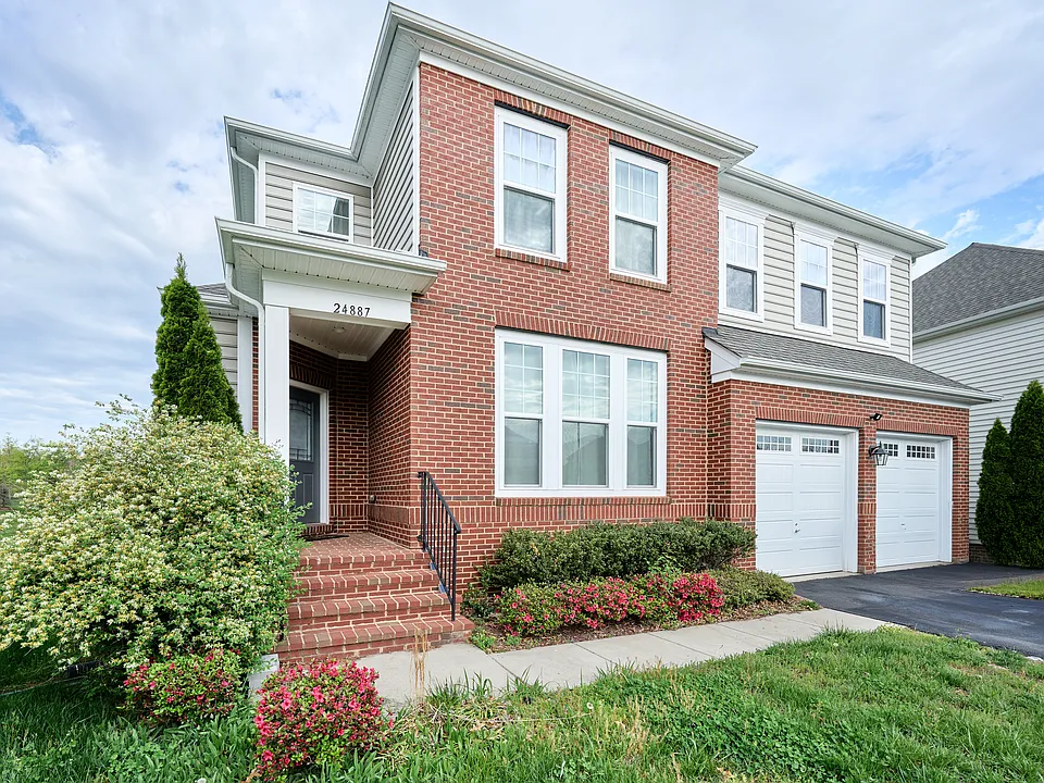 24887 Coventry Grove Ct