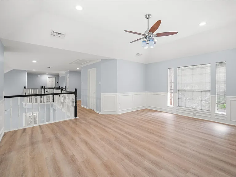 3622 Springhill Ln — Photo 28
