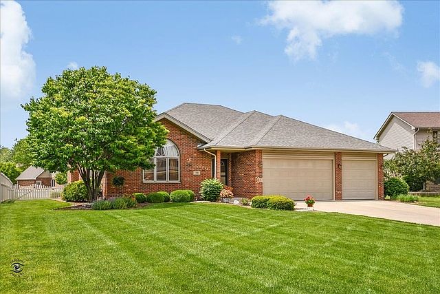 1st image of 729 Willowfield Ct