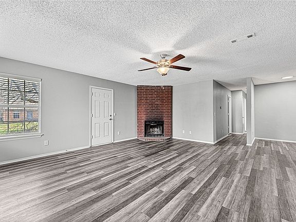 3rd image of 4615 W Patrick St