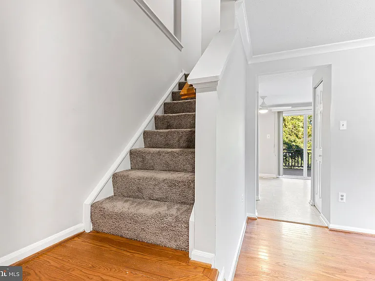 1232 Quaker Ridge Dr — Photo 14