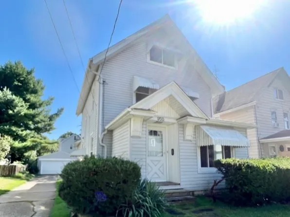 955 Avon St, Akron, OH 44310