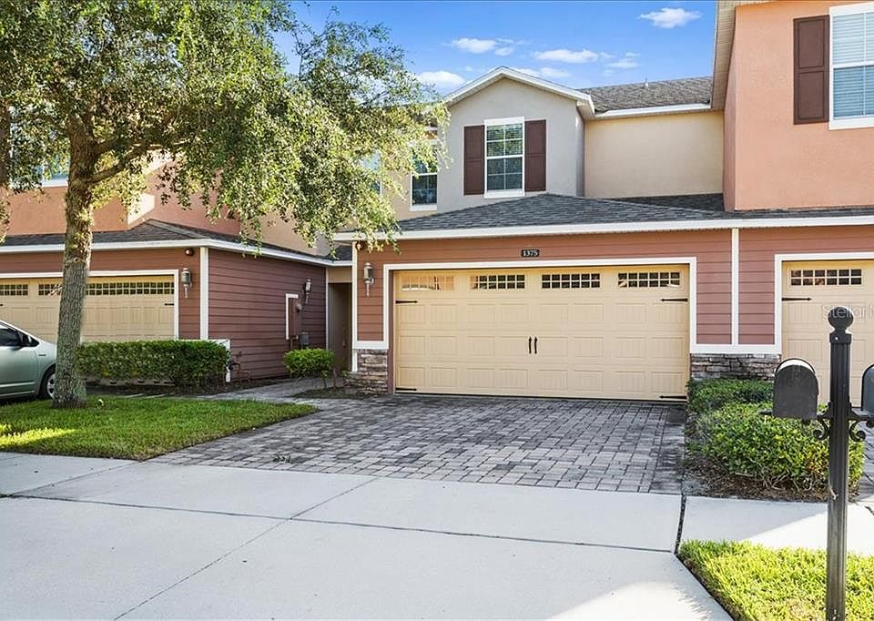 1st image of 1375 Priory Cir