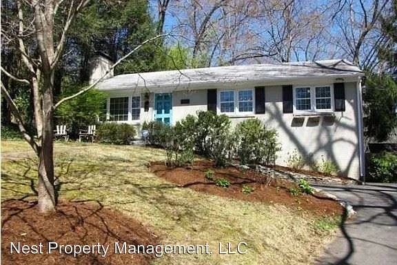 1501 Oxford Rd photo 1