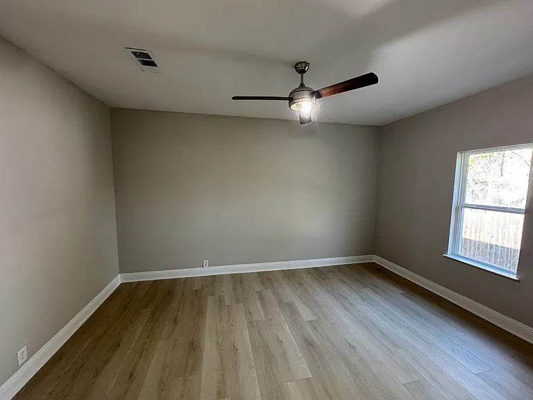 3800 Virginia Blvd — Photo 10