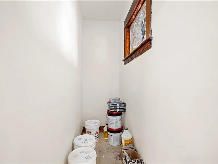 183 Vernon St #3 — Photo 11