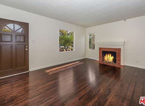 2nd image of 333 N Lomita St