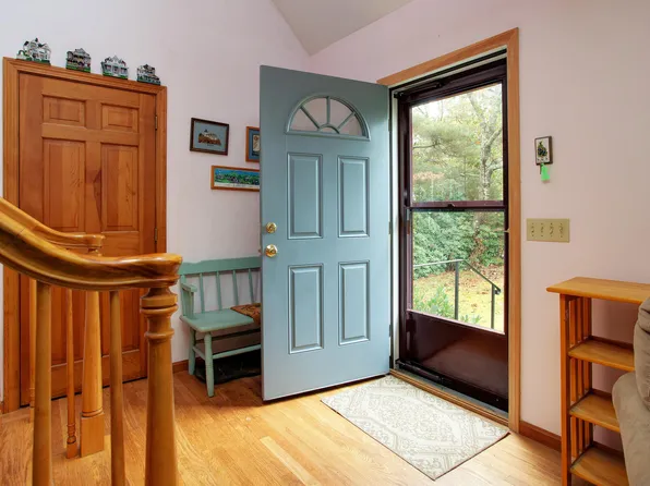 62 Pine Ridge Road, Cotuit, MA 02635