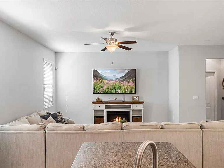 5778 Laurel Cherry Ave — Photo 10
