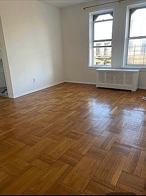2nd image of 2100 Beekman Pl APT 6H