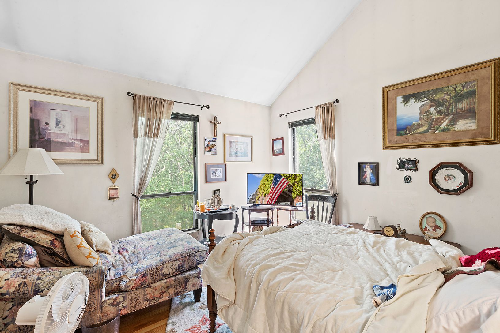  Second Bedroom (second floor)