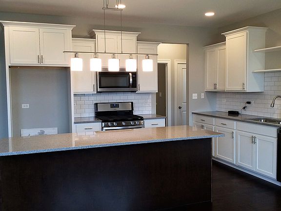 5th image of 21021 S Lakewoods Ln