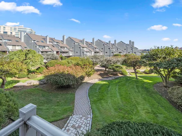 14a Riverview Circle image 8 of 35