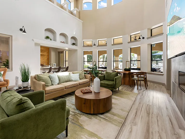 Grand Reserve Apartment Homes — Photo 32