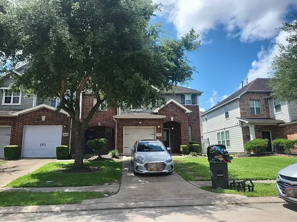 13043 Lawsons Creek Ln, Houston, TX 77072
