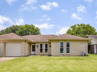 1617 S Park Side Dr, Deer Park, TX 77536